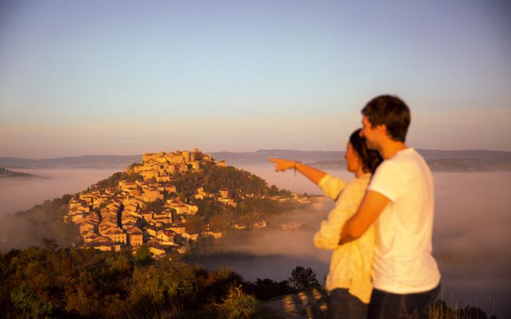 TOURISME OCCITANIE Cordes sur Ciel